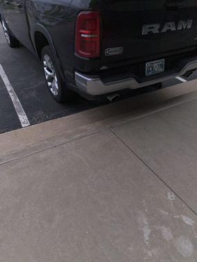 Diamond Black Crystal Pearlcoat 2025 RAM 1500 Longhorn