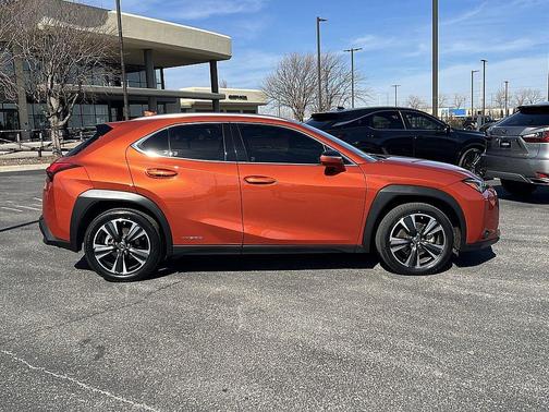 2021 Lexus UX 250h Base