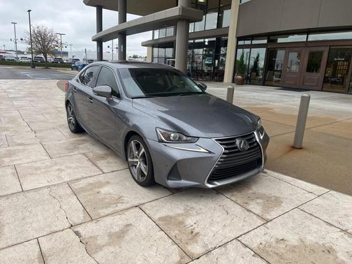 2018 Lexus IS 300 Base