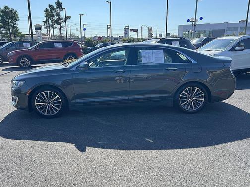 2018 Lincoln MKZ Select