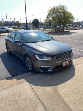 2018 Lincoln MKZ Select