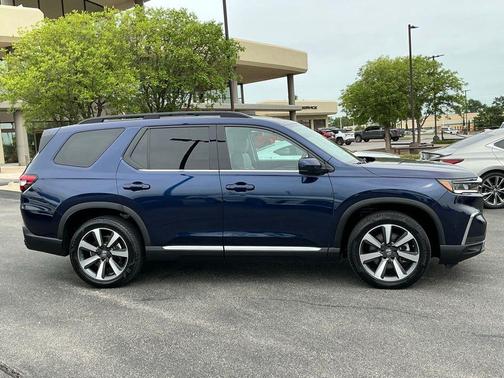 Obsidian Blue 2025 Honda Pilot Touring 8-Passenger