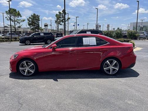 2018 Lexus IS 300 Base
