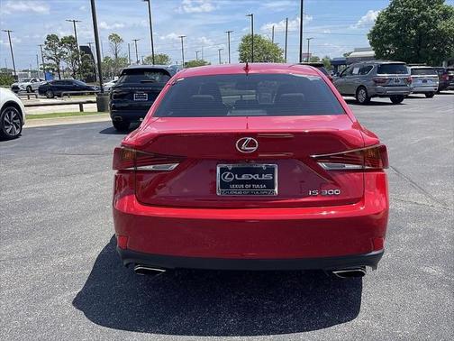 2018 Lexus IS 300 Base