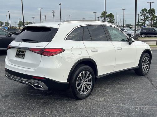 2025 Mercedes-Benz GLC 300 4MATIC