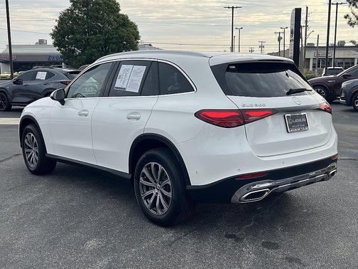 2025 Mercedes-Benz GLC 300 4MATIC