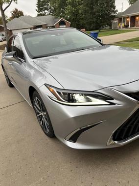 2022 Lexus ES 350 Base