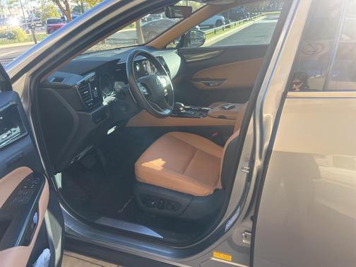 2025 Lexus NX 250 Premium