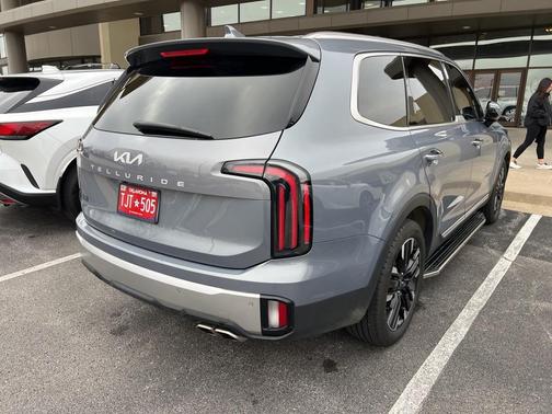 2023 Kia Telluride SX