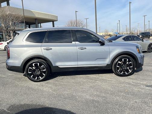2023 Kia Telluride SX