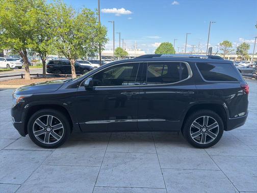 Iridium Metallic 2018 GMC Acadia Denali