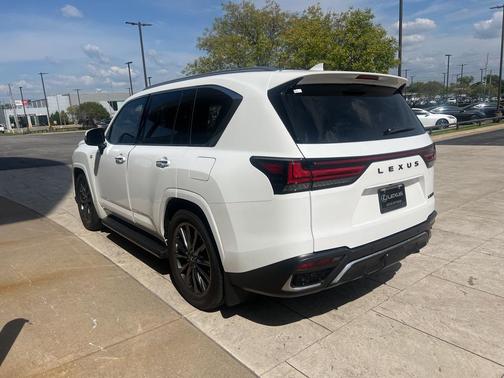 2024 Lexus LX 600 Base