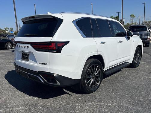 2024 Lexus LX 600 Base