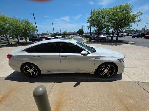 Platinum White 2021 Honda Accord Hybrid Touring