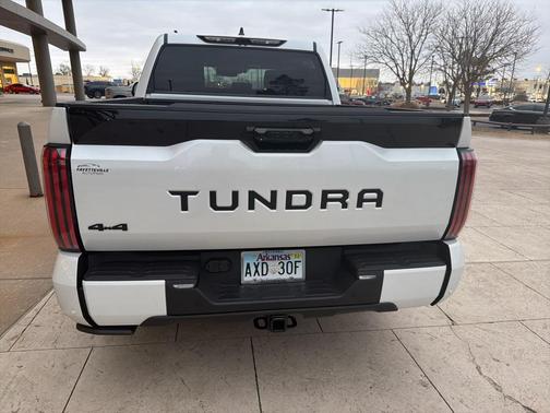 2024 Toyota Tundra Hybrid Platinum