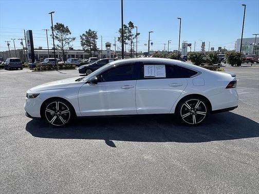 2024 Honda Accord Hybrid Base