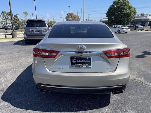 2017 Toyota Avalon XLE