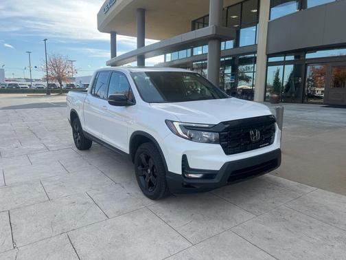 2025 Honda Ridgeline Black