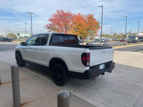 2025 Honda Ridgeline Black