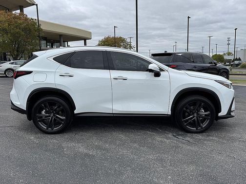 2026 Lexus NX 450h+ NX 450h+ Luxury