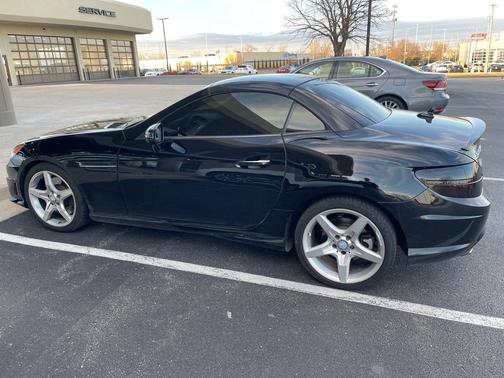 Photo 4 of 7 of 2014 Mercedes-Benz SLK-Class SLK 250