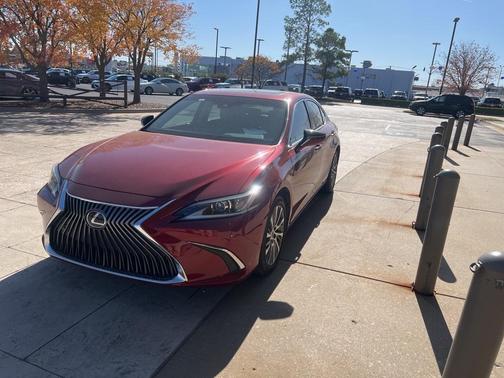 2019 Lexus ES 350 Base