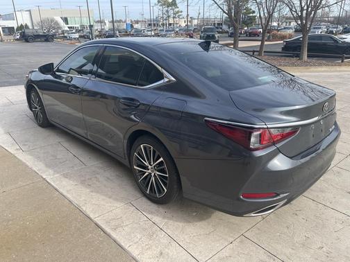 2023 Lexus ES 350 Base