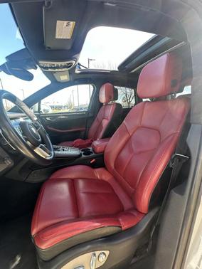 2017 Porsche Macan S