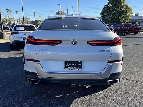 2022 BMW X6 xDrive40i