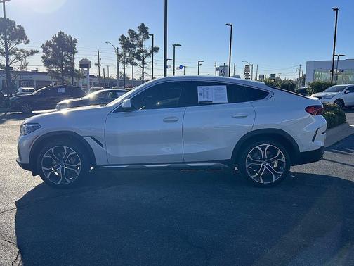 2022 BMW X6 xDrive40i