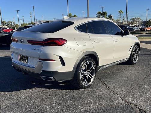 2022 BMW X6 xDrive40i
