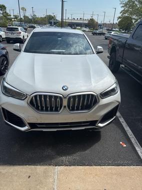 2022 BMW X6 xDrive40i
