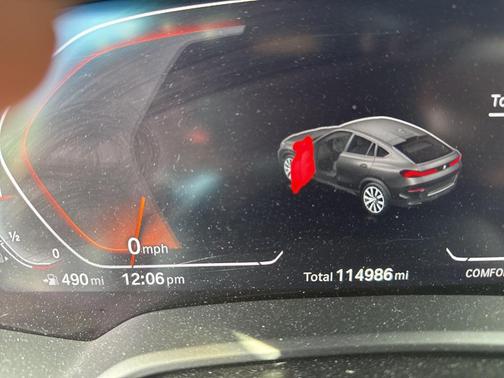 2022 BMW X6 xDrive40i