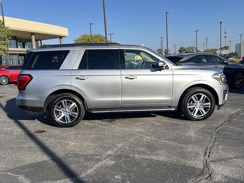 2022 Ford Expedition XLT