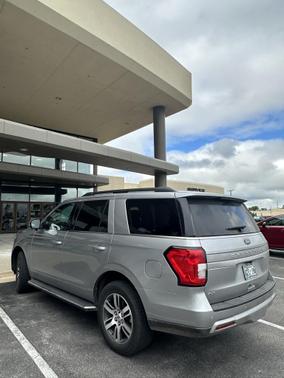 2022 Ford Expedition XLT