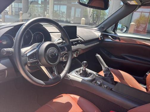 2023 Mazda MX-5 Miata RF Grand Touring