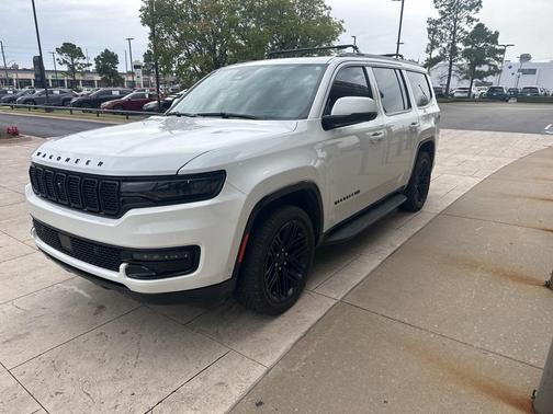 2022 Jeep Wagoneer Series III Carbide 4x4