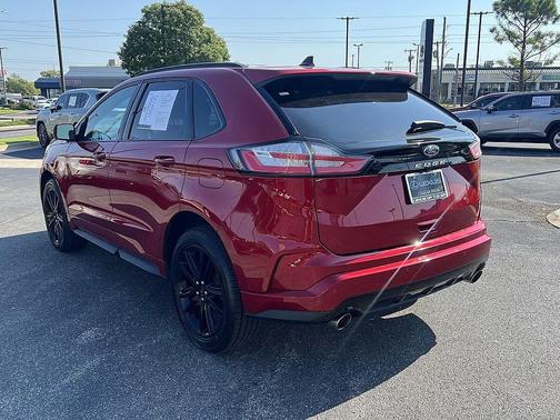 2021 Ford Edge ST Line