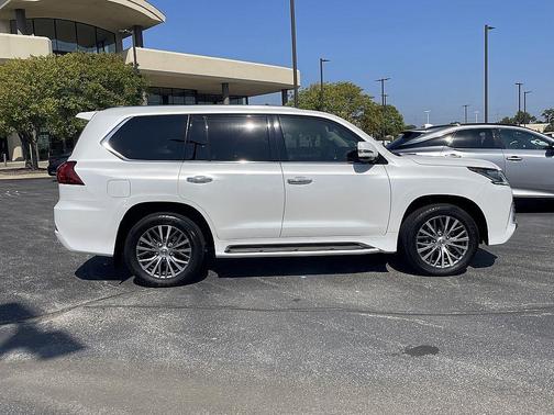 2019 Lexus LX 570 Base