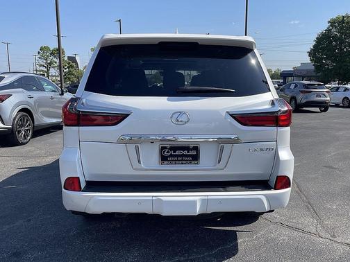 2019 Lexus LX 570 Base