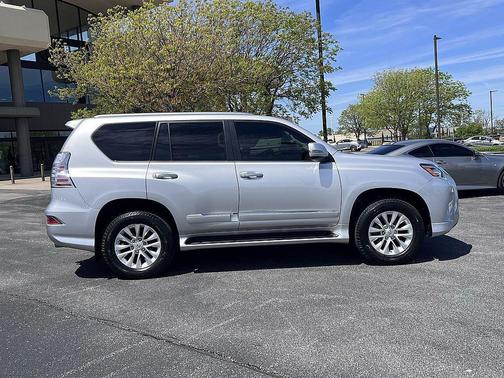 2017 Lexus GX 460 Base
