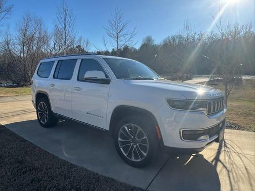 2022 Jeep Wagoneer Series III 4x4