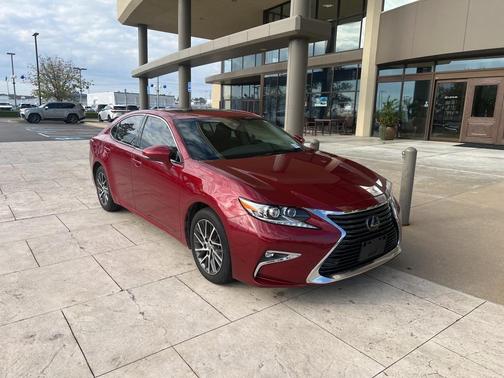 2017 Lexus ES 350 Base