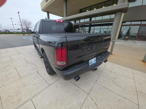2018 RAM 1500 Night Crew Cab 4x4 5'7' Box