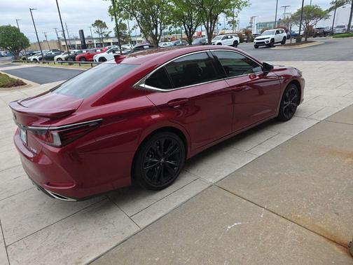 Matador Red Mica 2024 Lexus ES 350 F Sport