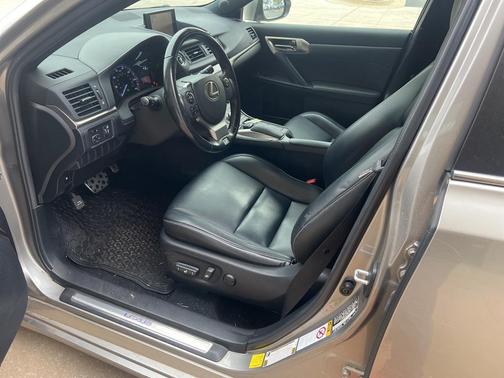 2017 Lexus CT 200h Base