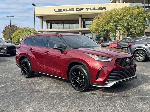 2023 Toyota Highlander XSE