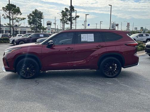 2023 Toyota Highlander XSE