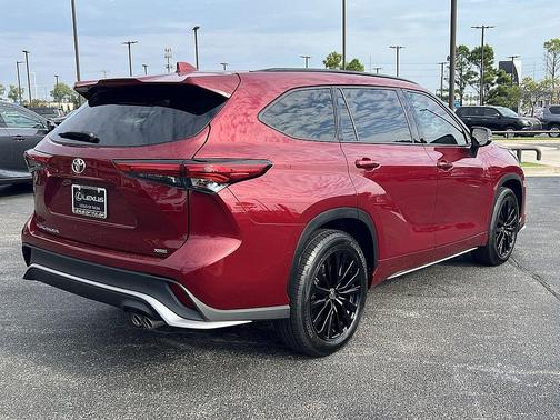 2023 Toyota Highlander XSE