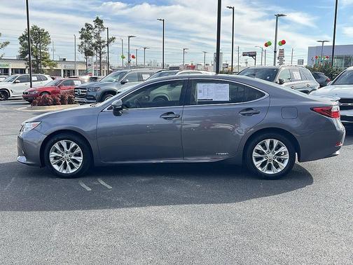 2015 Lexus ES 300h Base